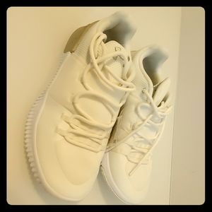 Under Armour Women's Shoes